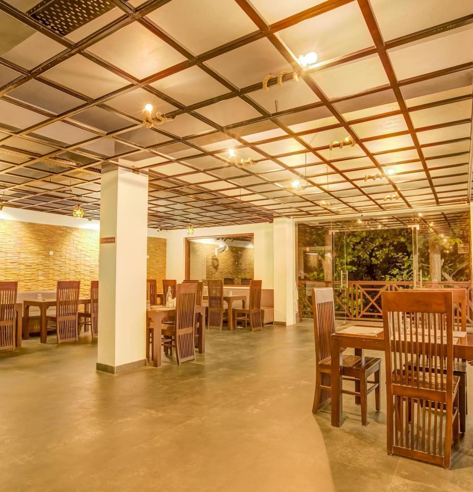לנסדאון Aavaas Hill Resort מראה חיצוני תמונה